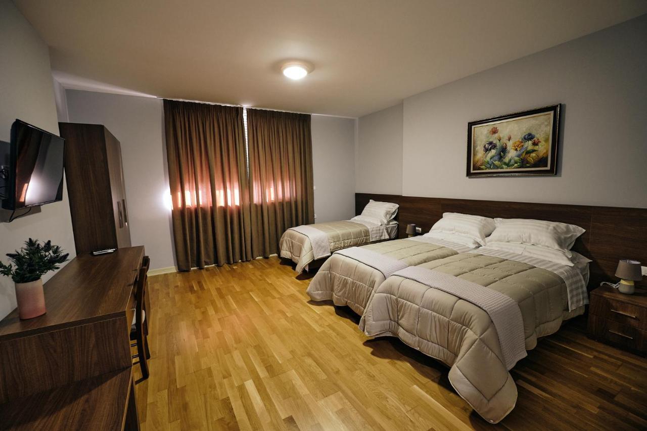 In Center Hotel 3*